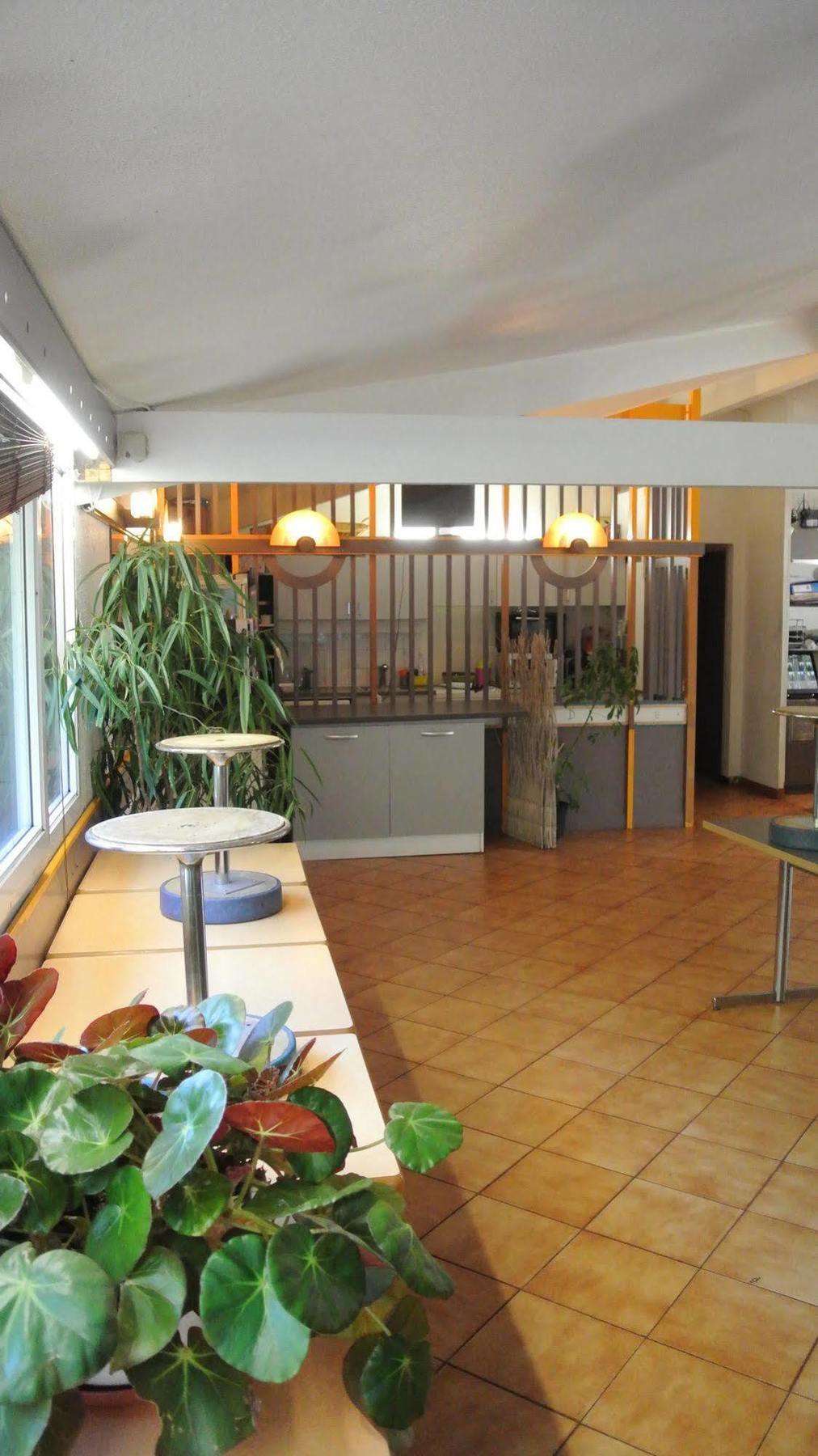 Egg Hotel Sevran Exterior photo