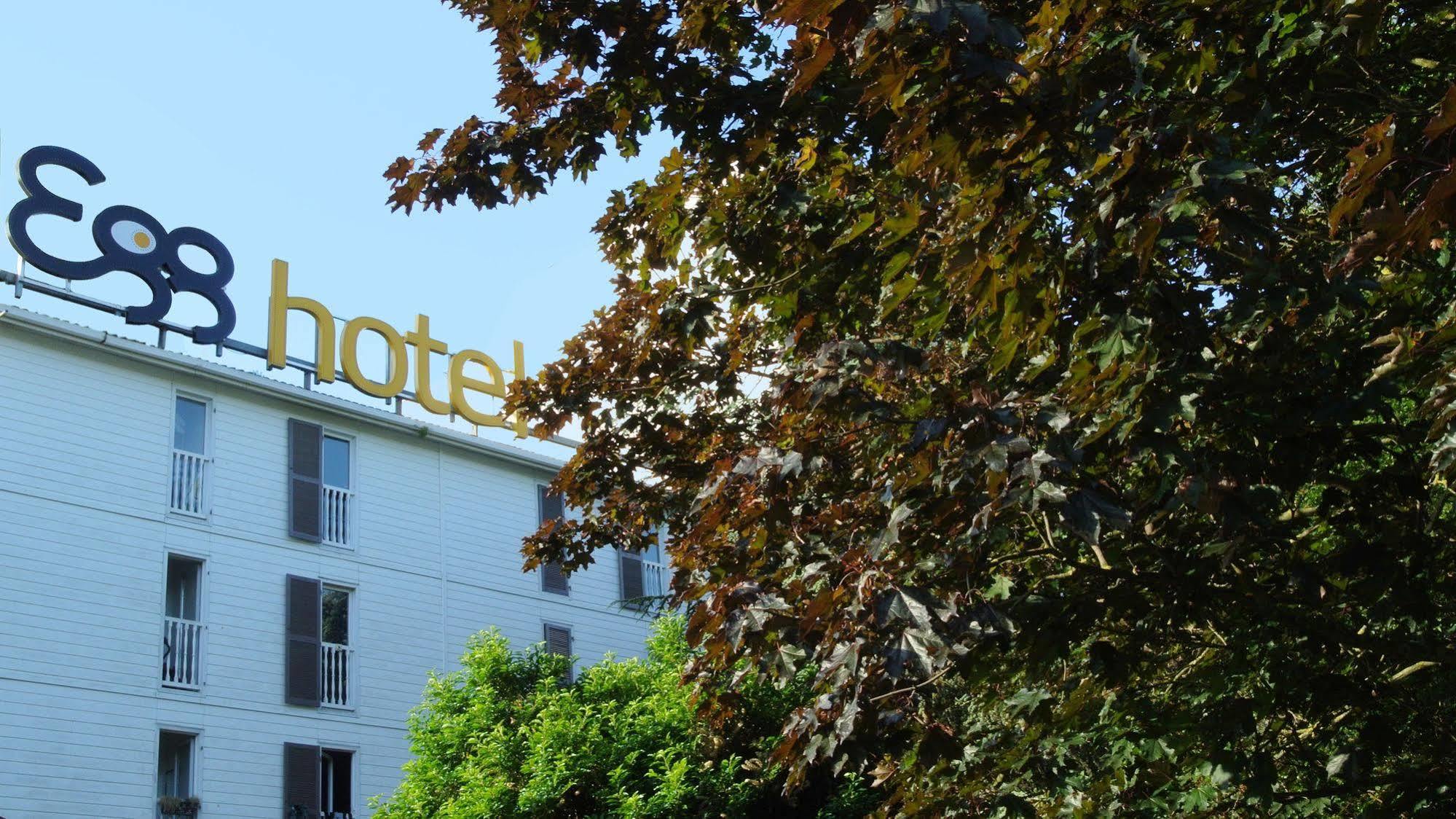 Egg Hotel Sevran Exterior photo