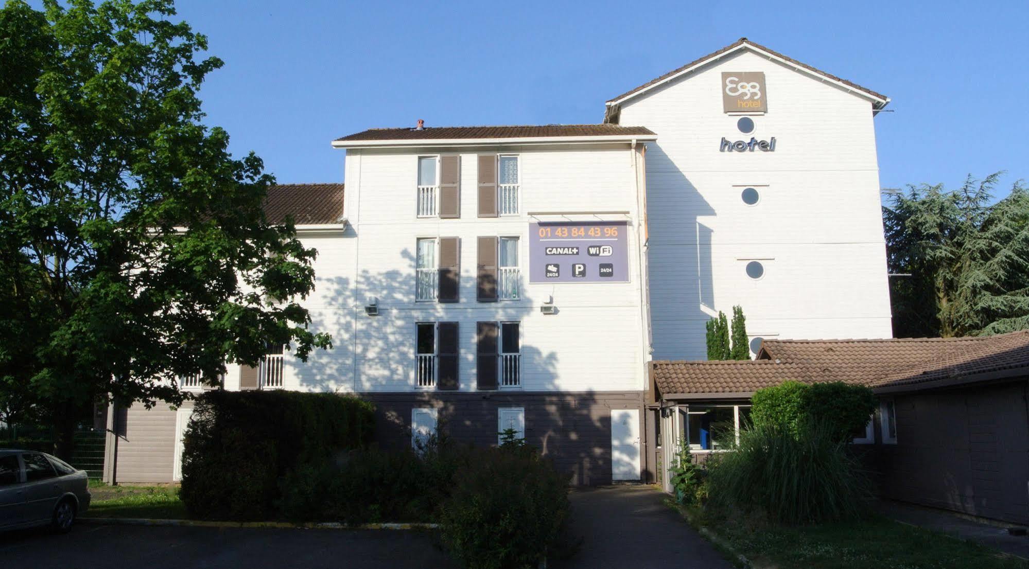 Egg Hotel Sevran Exterior photo